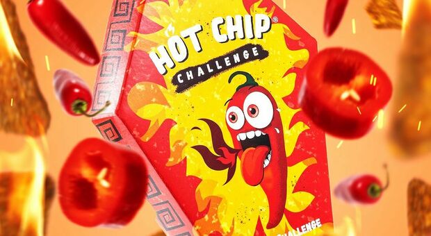 La patatina più piccante del mondo sotto accusa, l’Antitrust contro l'Hot chip Challenge: «Quanto riesci a resistere senza bere?»