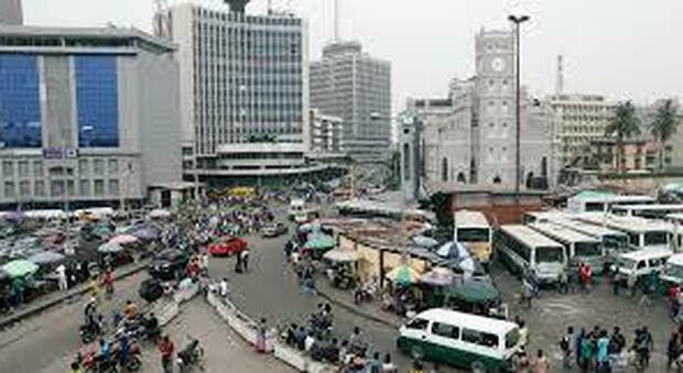 Nigeria, gigante economico dell'Africa, in ginocchio per il covid, l'economia arranca, l'allarme dei missionari