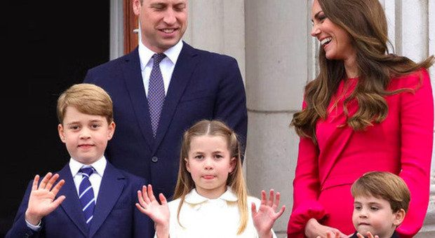 Principessa Charlotte, mamma Kate preoccupata: «Non ha una sorella con cui confidarsi e fare 'cose da ragazze'»