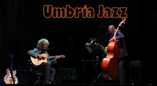 Pat Metheny e Ron Carte a Umbria Jazz