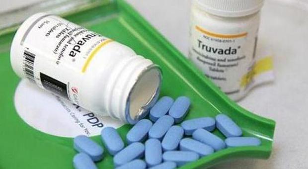 "Pillola preventiva anti-Aids per i gay". La proposta Oms fa scoppiare la polemica