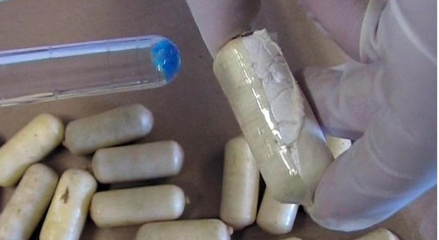 San Paolo, la polizia ha individuato 33 persone addestrate a ingoiare droga per portarla in Europa