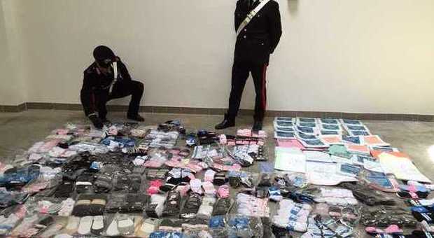 Blitz antiabusivismo a Sapri, centinaia di calze sequestrate, multe per 50mila euro