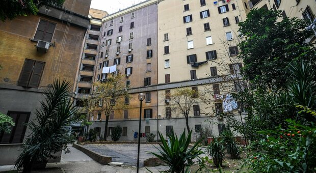 Alloggi Ater occupati a Roma: circa 70 appartamenti in mano agli abusivi a Monteverde, il Campidoglio prepara la stretta