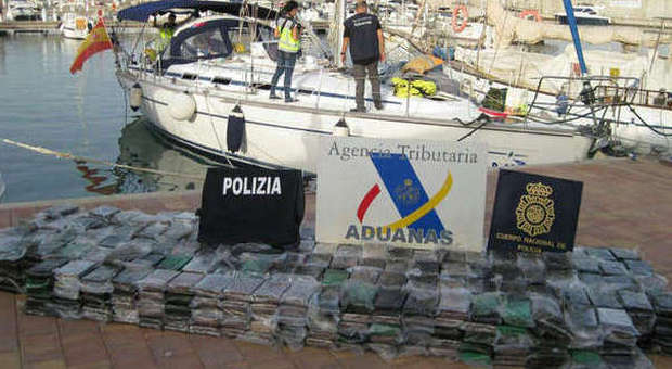Traffico droga Spagna-Napoli: sequestrati oltre 600 chili di cocaina, preso incensurato | Foto