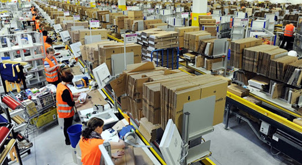 Amazon offre lavoro in Polesine: ancora a caccia di manager e magazzinieri