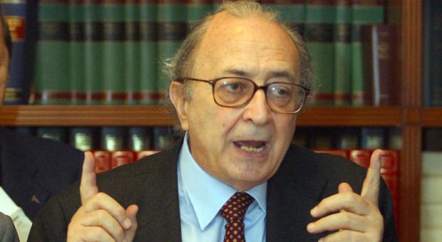 Morto a Napoli Maurizio De Tilla, decano dell'avvocatura italiana