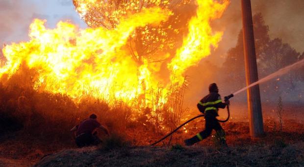 Incendi seriali nel Salernitano: arrestato dopo mesi un pastore