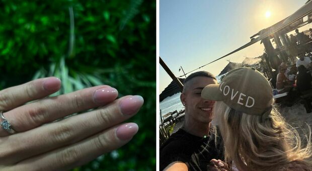Chanel Totti e le unghie appena fatte. Ma i fan notano un dettaglio: «È l'anello di fidanzamento»