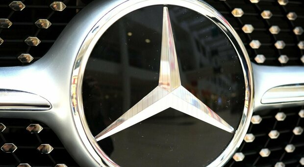 Mercedes richiama un milione di auto per possibili problemi ai freni: ecco i modelli interessati