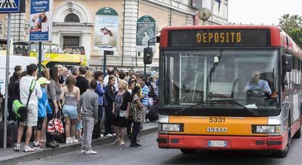 Roma, differito lo sciopero dei trasporti del 26. L'assessore: «È la strada del dialogo»