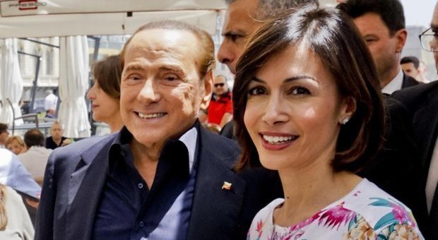 Berlusconi a Carfagna: «Sei in malafede». Lei va avanti: «FI ha ceduto ai sovranisti»