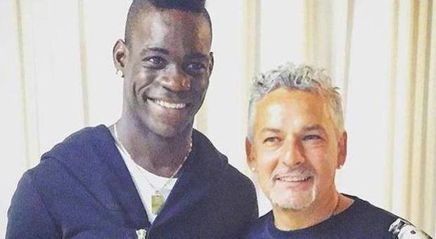 Il 'nuovo' Balotelli incontra Roby Baggio: «Lui è una vera leggenda, grazie per tutto»