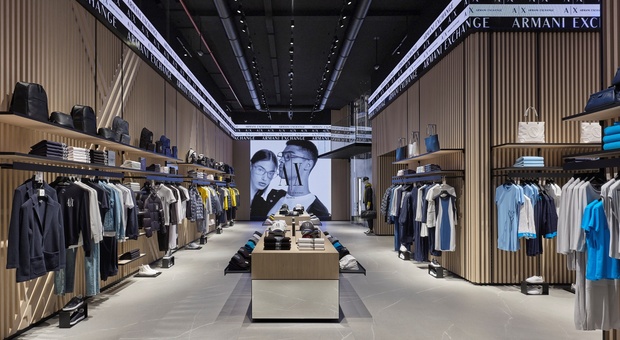 Giorgio Armani e il nuovo store milanese di A|X Exchange: «Le metropoli creano la moda del futuro. Presto anche a Roma»