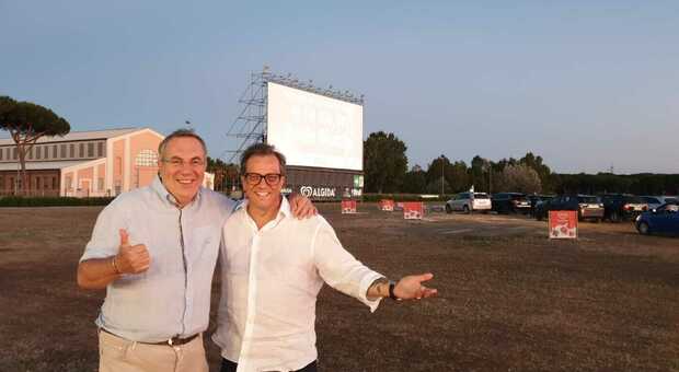 Drive In di Ostia, il regista Gabriele Muccino con il direttore Paolo Paone