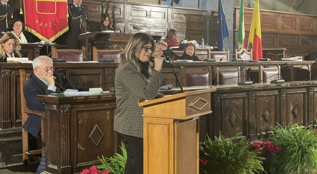 Il presidente del Foro di Napoli, Troianiello, ieri al Maschio Angioino.