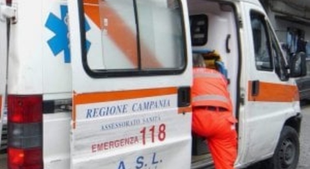 Ambulanza sequestrata dalla gang delle Case nuove per una ferita al ginocchio