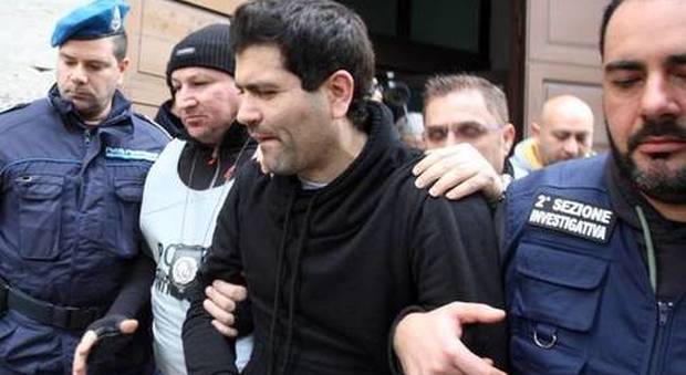 Fabio Perrone nel giorno dell'arresto dopo l'evasione