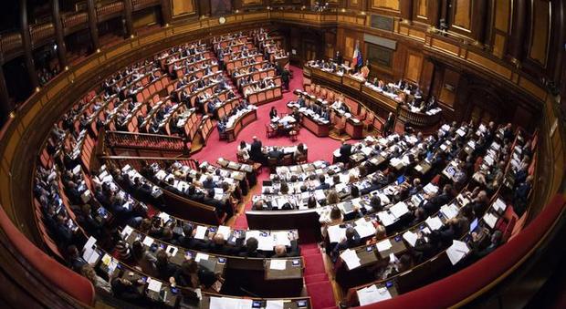 Taglio dei parlamentari: Forza Italia si sfila, salta il quorum dei due-terzi, ora necessario il referendum