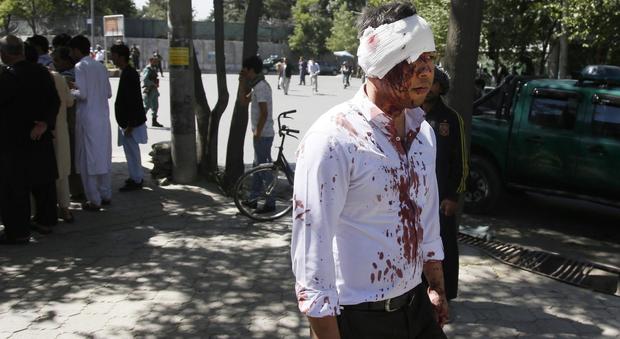 Autobomba nella zona delle ambasciate: 80 morti e 150 feriti