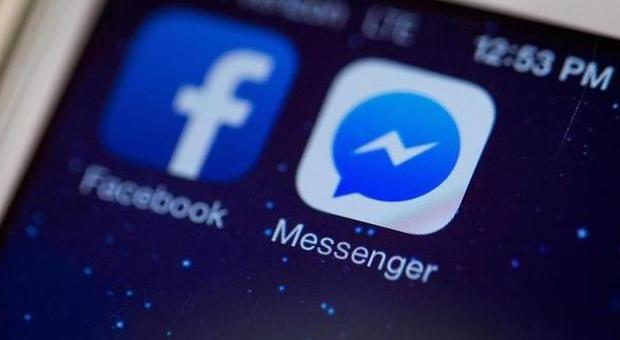 Facebook, arriva la «richiesta di messaggio»: si potrà chattare anche con i non amici