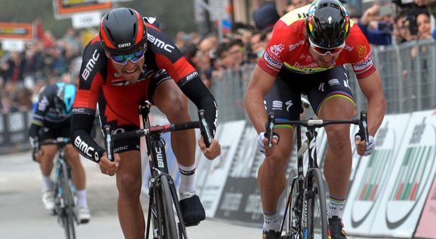 Van Avermaet vince il primo Giro delle Fiandre virtuale