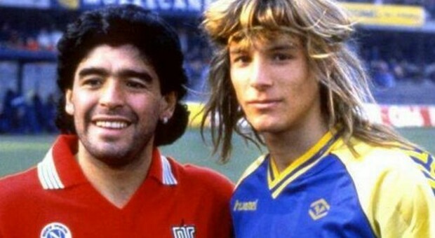 Caniggia, gli auguri a Maradona: "Ha vinto tutto, e spesso da solo. Lui il più grande di tutti"