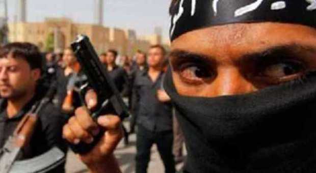 Isis minaccia: «Isseremo la bandiera nera su Istanbul e sul Vaticano»