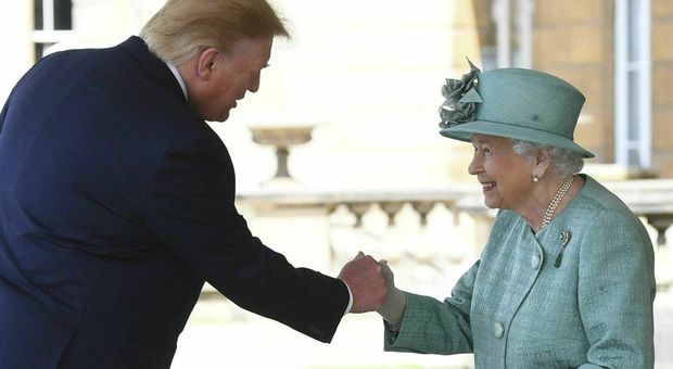 Donald Trump e la regina Elisabetta