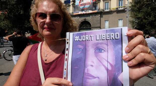 Jorit arrestato in Israele per un murales, Napoli si mobilita per lo streetartist