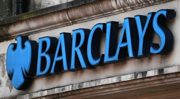 Barclays giù a Londra. Il Ceo Jes Staley si dimette per scandalo Epstein