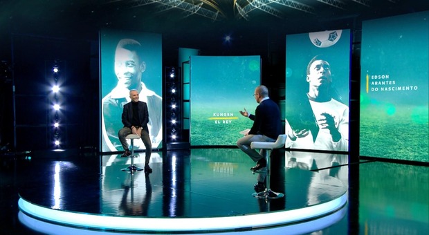 Federico Buffa racconta Pelé: «Un artista, perché non dirlo?». Da domani tre puntate su Sky Sport