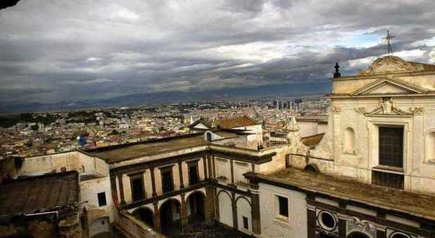 Andar per monasteri, in libreria una guida per conoscere i luoghi sacri di Napoli