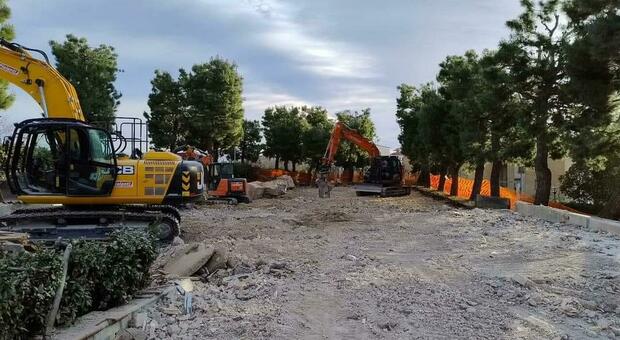 Santa Petronilla, cantiere in corso per il nuovo luogo di aggregazione, il sindaco: «Si sta facendo un buon lavoro»