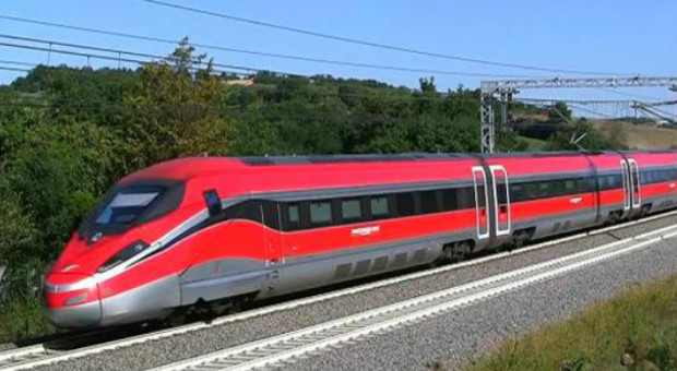 Alta velocità, treni in ritardo fino a 140 minuti fra Bologna e Roma per guasto della linea a Firenze