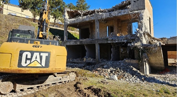 Casalvieri, partiti i lavori per il nuovo asilo nido: demolizione e ricostruzione