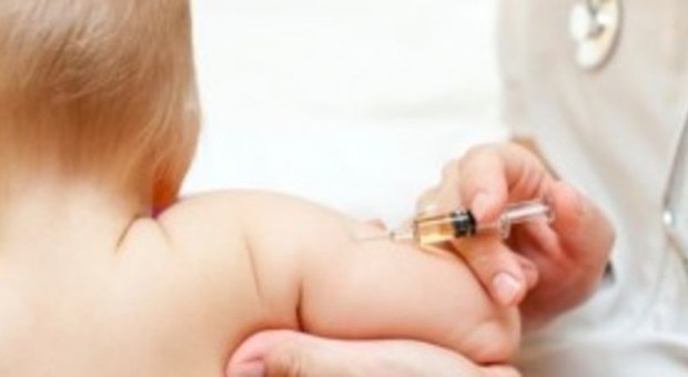 Vaccini, i pediatri «Allarme morbillo»