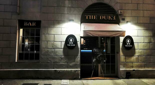 Rissa e violenze al bar "Duke": daspo urbano per tre denunciati