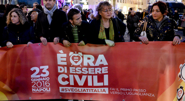 la manifestazione per le unioni civili a Napoli il 23 gennaio 2016
