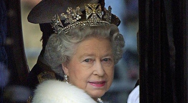Regina Elisabetta spegne 92 candeline. Ma la sovrana ha due compleanni