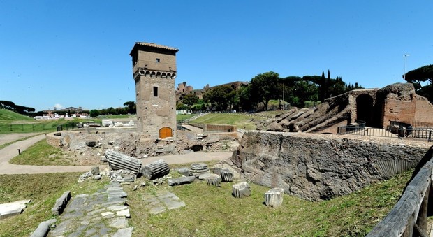 Roma, riapre l'area del Circo Massimo, Raggi: «Restituito luogo simbolo alla città»