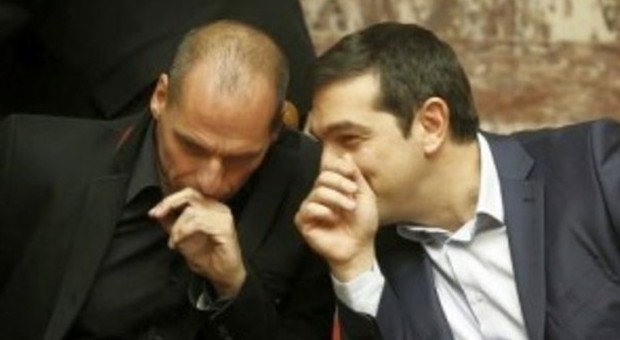 Grecia, slitta a oggi il piano di riforme: 7 miliardi da fisco e lotta al contrabbando