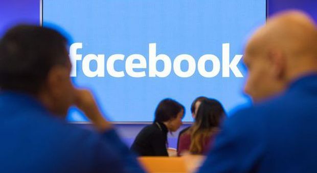 Facebook, 50 milioni di profili spiati per controllare le elezioni. Oscurata Cambridge Analytica, società usata da Trump