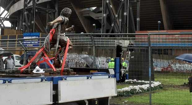 Maradona, la statua allo stadio è pronta: alle 13 la cerimonia d'inaugurazione