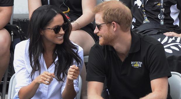 Royal Baby, spunta il giallo: Harry mercoledì in Olanda. «Forse Meghan ha già partorito»