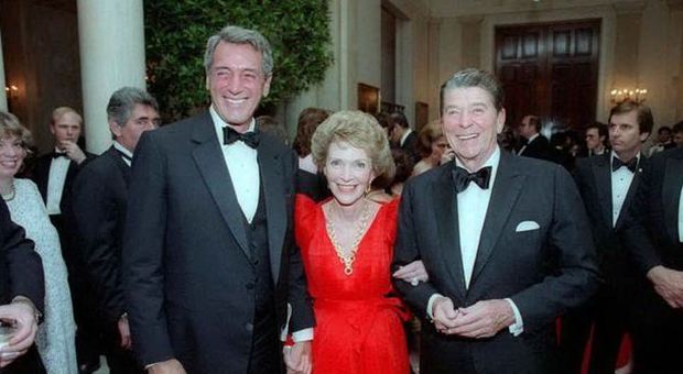 Rock Hudson prima di morire chiese aiuto all'amico Reagan: «Salvami». Ma Nancy disse no