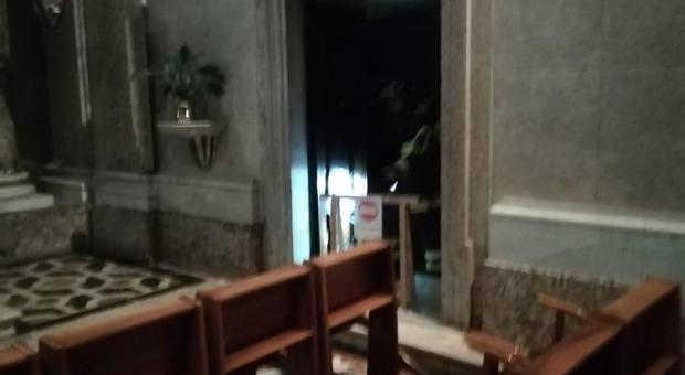 immagine ​Maltempo, ​crollata porzione tetto del Duomo di Verona