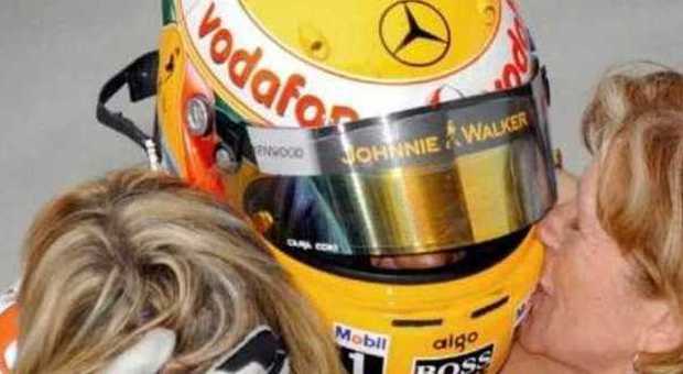 F1, il casco del campione del mondo Lewis Hamilton è made in Friuli