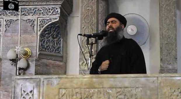 Isis, al Baghdadi rispunta in un audio e minaccia: «Marceremo su Roma». Jihadisti decapitano prigioniero in Libia