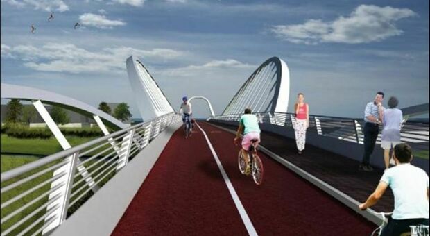 Il ponte che collegherà Marina Palmense a Porto San Giorgio pronto in estate: l'annuncio di Calcinaro